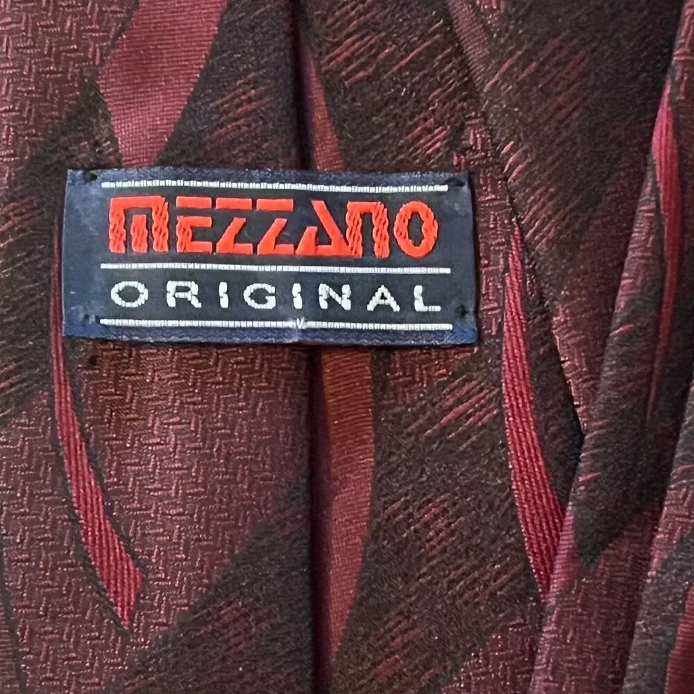 Mezzano Original Mens Tie Burgundy Black Geometric Abstract Made in USA RN 20170